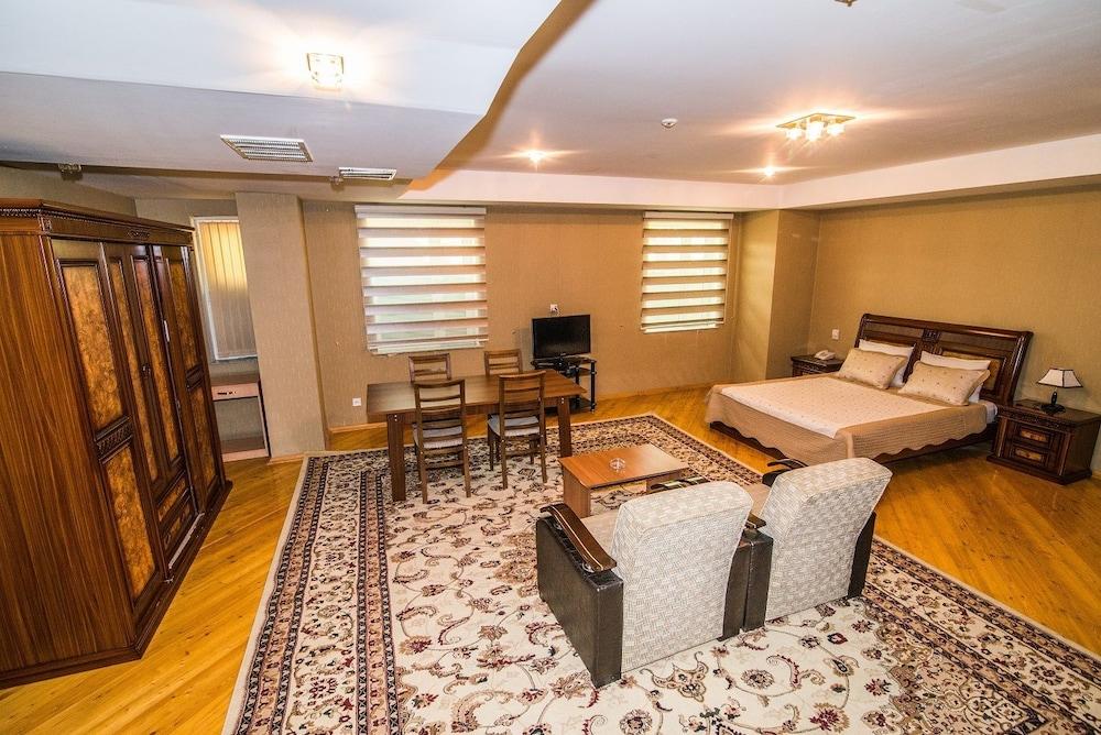 Aef Hotel Baku Ngoại thất bức ảnh