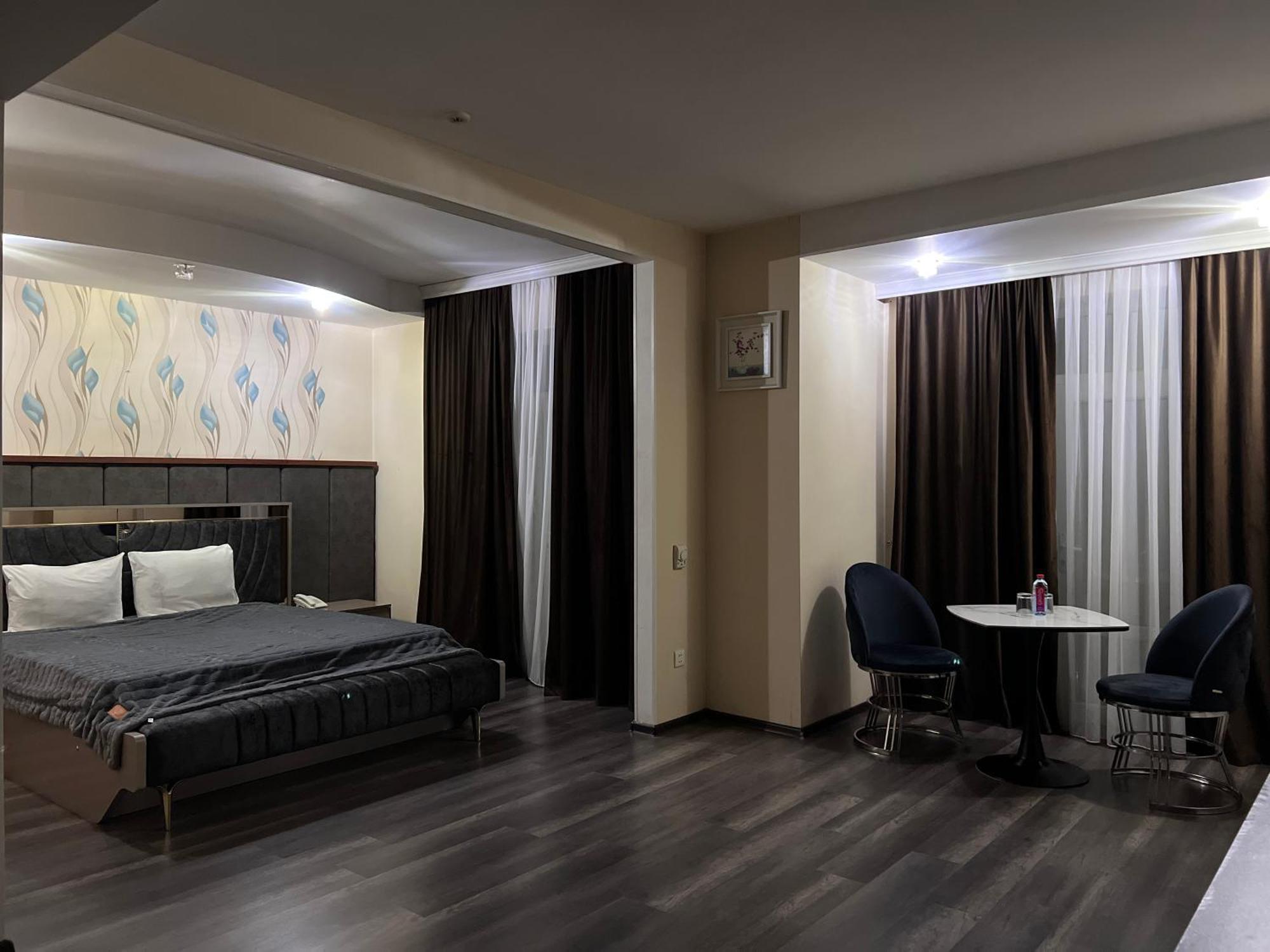 Aef Hotel Baku Ngoại thất bức ảnh